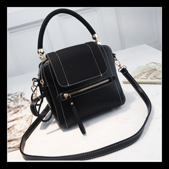 NEW KATE Tote Crossbody - Picture 5 of 8